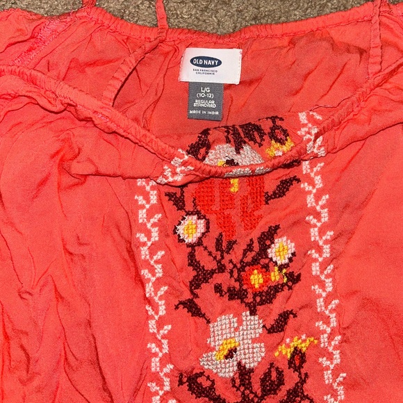 🦄6 items for $20 🦄
 2 girls Tops - Picture 3 of 7